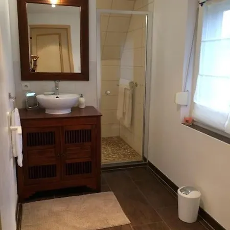 Apartment F2 Au Plaisir